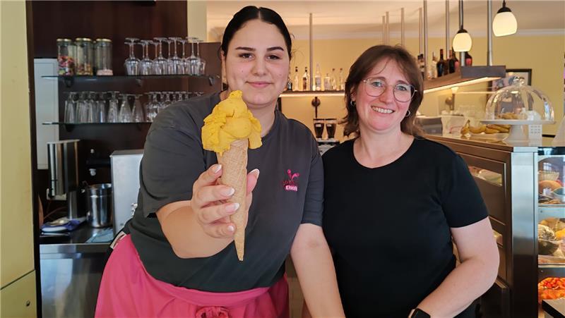 An warmen Sommertagen bevorzugen die Gäste von Köpke’s Eiscafé fruchtige Sorten wie veganes Mango-Sorbet (Archivbild).