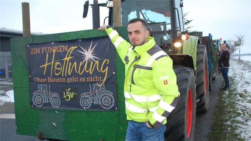 André Borris aus Golbeck organisierte bereits im vergangenen Jahr die Trecker-Tour auf der Geest.