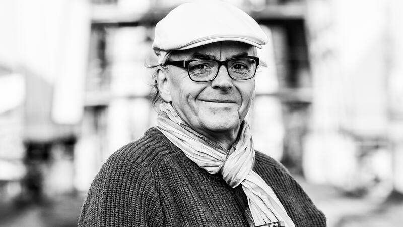 Kunstausstellung: Andreas Clement jazzt zur Vernissage am Sonntag Andreas Clement spielt und singt am Sonntag im Kulturforum.