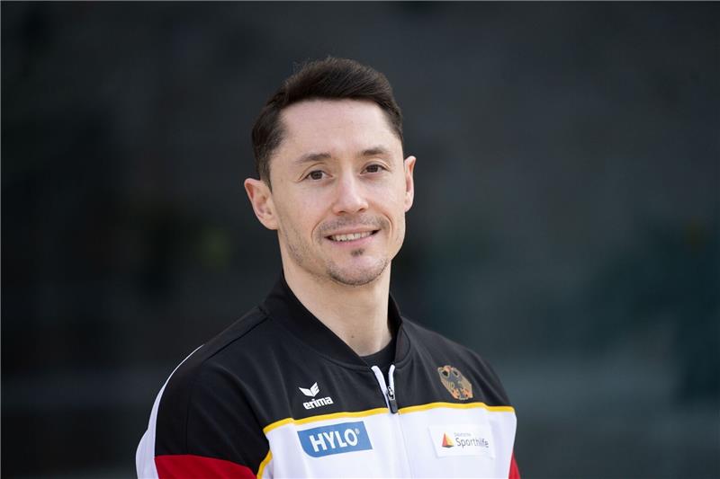 Stiller WM-Held: Verletzter Toba „der wichtigste Mann” Andreas Toba hat die deutschen Turner bei der WM unterstützt.