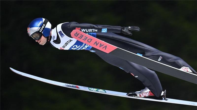 Skispringer Wellinger holt WM-Silber von der Normalschanze Andreas Wellinger im ersten Durchgang.