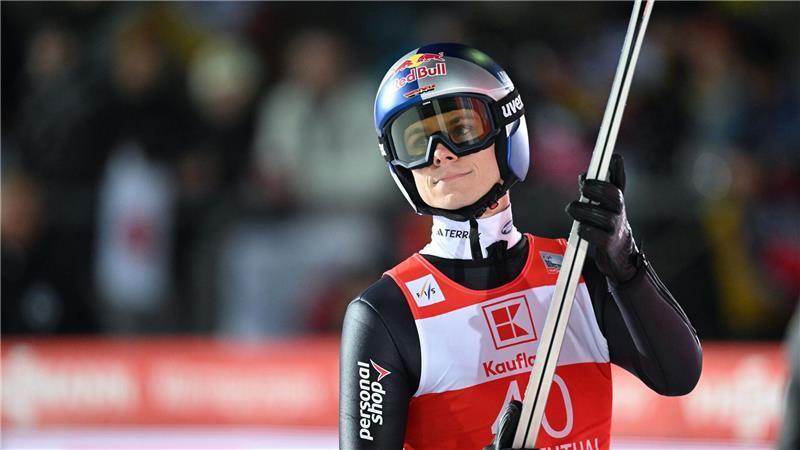 Andreas Wellinger springt bislang schwach. (Archivbild)