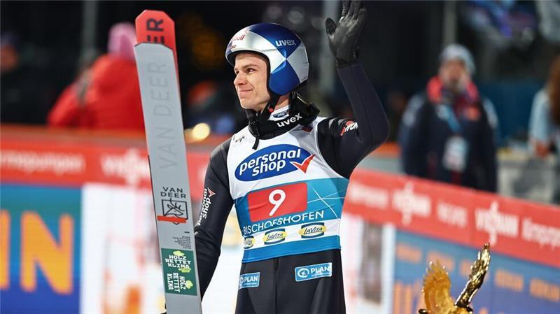 Andreas Wellinger wünscht sich mehr Druck durch starke Nachwuchs-Skispringer.