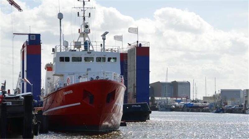 Anfang April 2026 lag die „Team Porter“ weiter im Fischereihafen. Sie ist nach Auskunft des Amtsgerichtes Cuxhaven inzwischen aus dem dortigen Seeschiffsregister gelöscht.