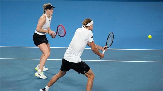 Angelique Kerber und Alexander Zverev verloren knapp das entscheidende Doppel.