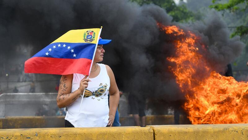 Machtprobe in Venezuela - Proteste gegen Maduros Wahlsieg Angesichts der Manipulationsvorwürfe der Opposition könnte die Lage weiter eskalieren.