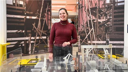 Anja Binkofski arbeitet für ihre Promotion am Deutschen Schifffahrtsmuseum in Bremerhaven und beschäftigt sich mit Schiffsrecycling.