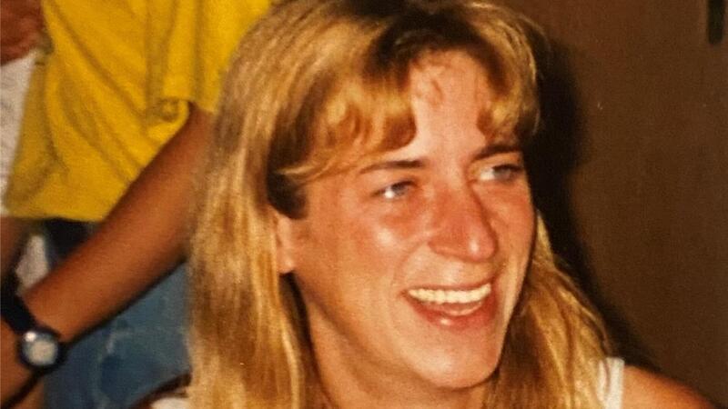 Cold Cases: Diese Verbrechen aus der Region lassen niemanden kalt Anke Wohlers - hier ein Bild aus einem Fotoalbum - wurde nur 32 Jahre alt.