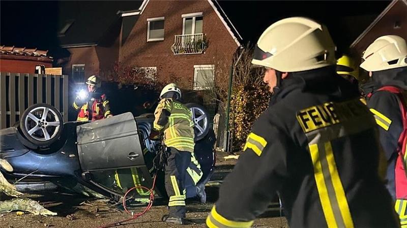 Ankunft am Unfallort: Jede Hand wird in der Notsituation gebraucht. Für Störungen durch Gaffer bleibt keine Zeit.
