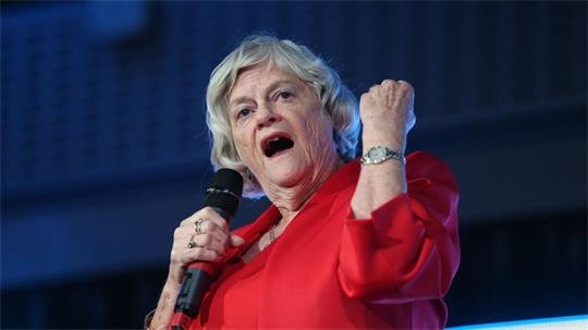 Ann Widdecombe galt als streitlustig. (Archivfoto)