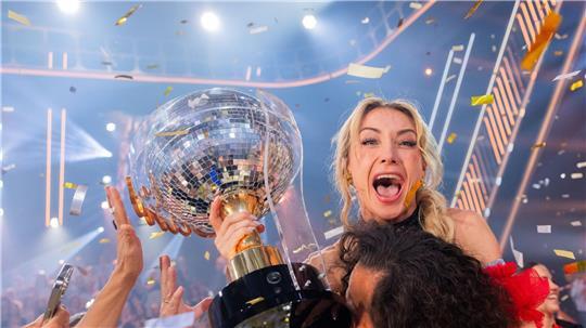 Anna-Carina Woitschack hat „Let’s Dance“ gewonnen.