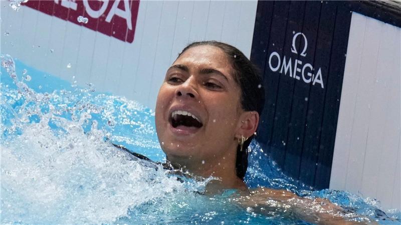 Elendts furioser Schwimm-Coup: „Bedeutet unglaublich viel“ Anna Elendt jubelt über Sensationsgold.