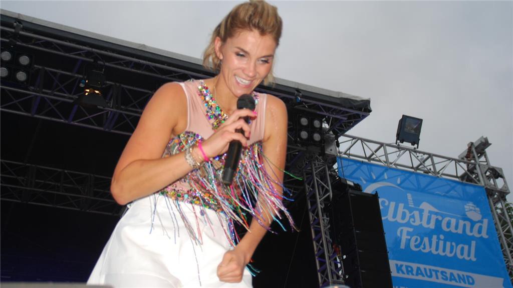 Anna-Maria Zimmermann flirtet mit den Fans