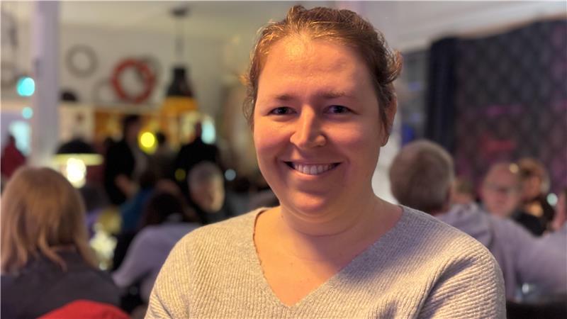 Anna Romeike aus Buxtehude feierte am Donnerstagabend ihre Kneipenquiz-Premiere. Der Städtevergleich war für sie nebensächlich.