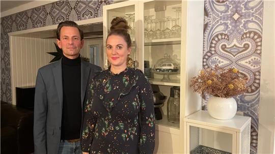 Anne und Stefan Knütel kämpften jahrelang für eine Schulbegleitung des Pflegesohnes. Das Gericht gab ihnen recht.