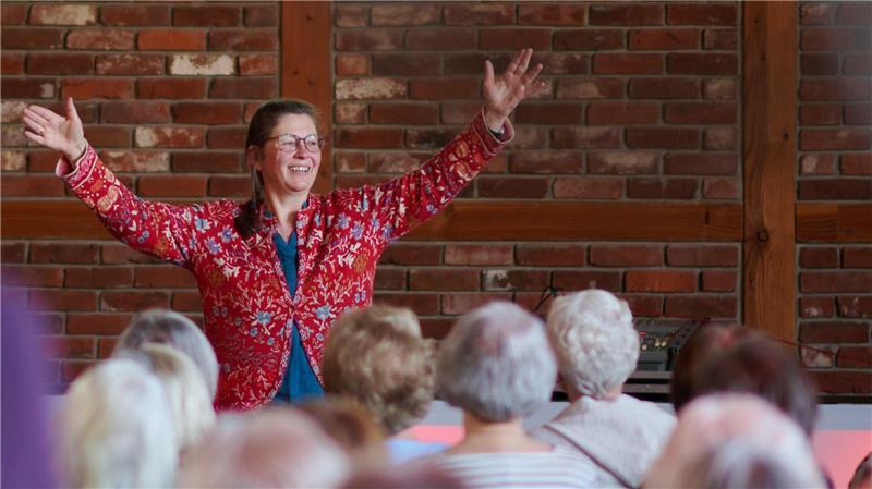Annegret Schönbecks offenes Singen ist ein voller Erfolg.