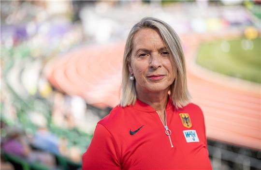 Annett Stein, Chef-Trainerin des Deutschen Leichtathletik Verbandes DLV, aufgenommen bei einem Pressegespräch. Der DLV will in fünf Jahren wieder zur Weltspitze gehören. Foto: Michael Kappeler/dpa
