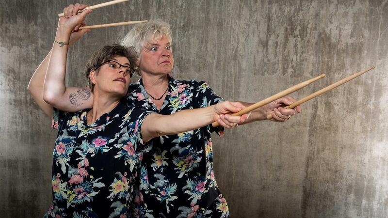 „A Quadrat - das RhythMusiKabarett“ im Theater im Hinterhof Annette Kayser und Keo Hundius kommen mit „A Quadrat - das RhythMusiKabarett“ ins Theater im Hinterhof.