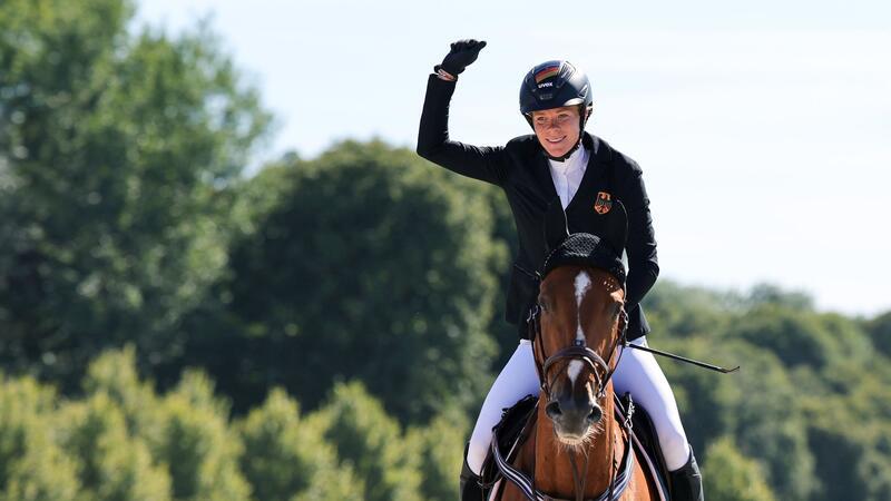 Annika Zillekens jubelt nach einem fehlerfreien Finalritt.