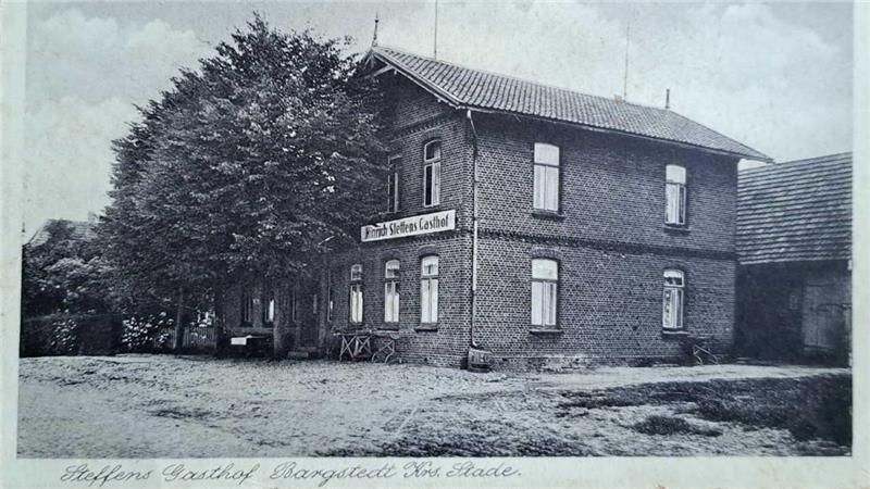 Ansichtskarte von Steffens Gasthof in Bargstedt, der späteren Gaststätte Zur Linde.