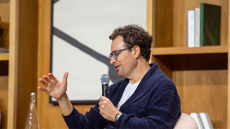 Anthropic-Chef Dario Amodei warnte schon oft vor den Risiken einer ungebremsten Entwicklung Künstlicher Intelligenz. (Archivbild)