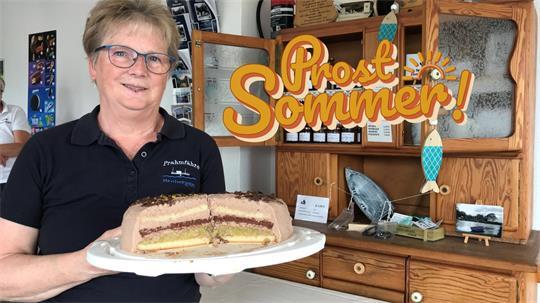 Antje Rieckmann backt regelmäßig die Osteschlicktorte.