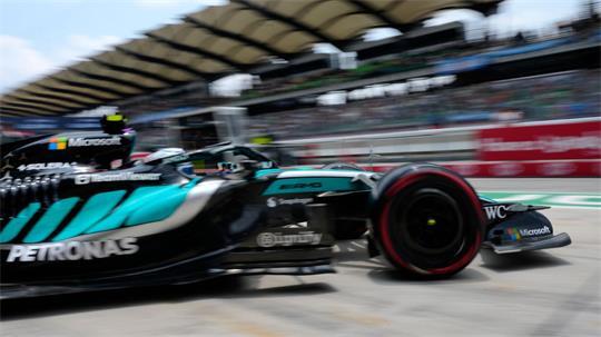 Antonelli fährt die Bestzeit vorm Qualifying. 