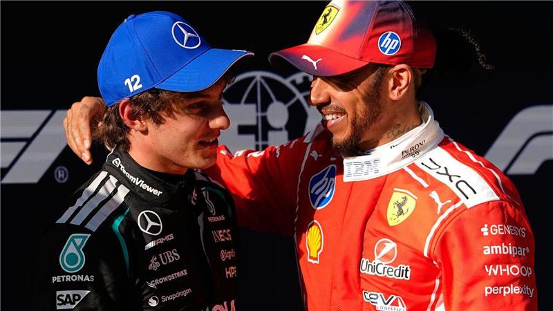 Antonelli (l) übernahm bei Mercedes das Cockpit von Hamilton. (Archivbild)