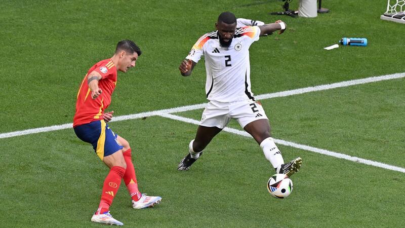 Antonio Rüdiger war in der Innenverteidigung sehr präsent.