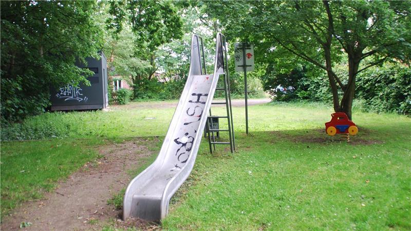 Apensens „trostlosester Spielplatz“ am Gräfenweg soll stillgelegt werden und könnte ein Bike-Park werden.