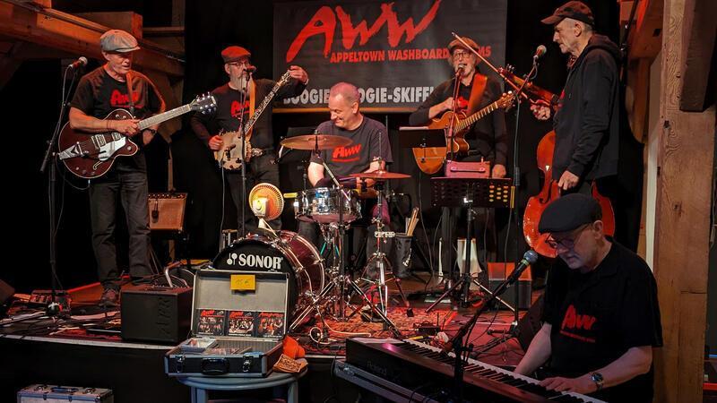 Appletown Washboard Worms sind regelmäßig Gast auf der Bühne des Kornspeichers.