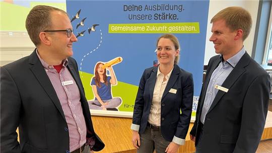 Arbeiteten in der Projektgruppe mit (von links): Eike Steinenböhmer, Marei Mahler und Clemens Schumacher.