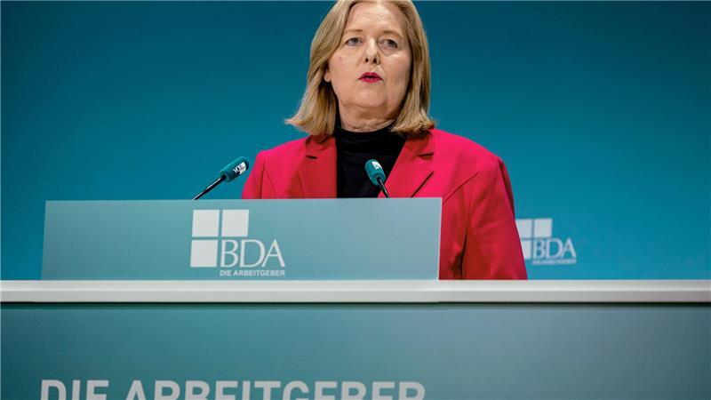 Arbeitsministerin Bas hat einen schweren Stand auf dem Arbeitgebertag. 