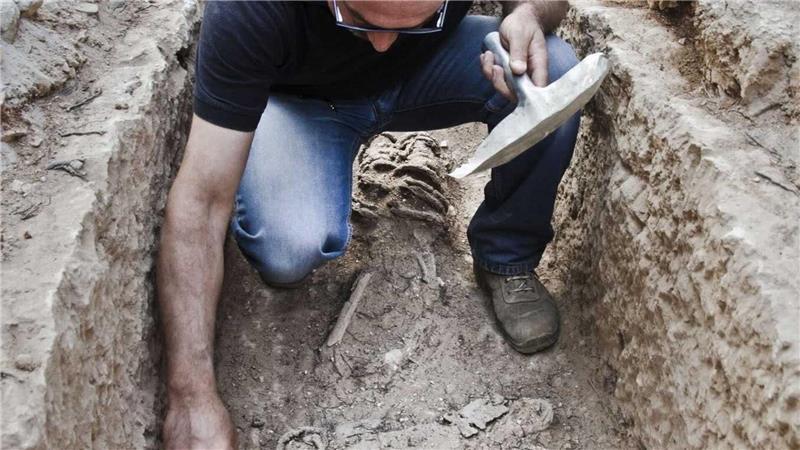 Extreme Askese in Eisenringen: Forscher finden byzantinische Nonne Archäologen finden Leiche von Nonne mit schweren Eisenringen