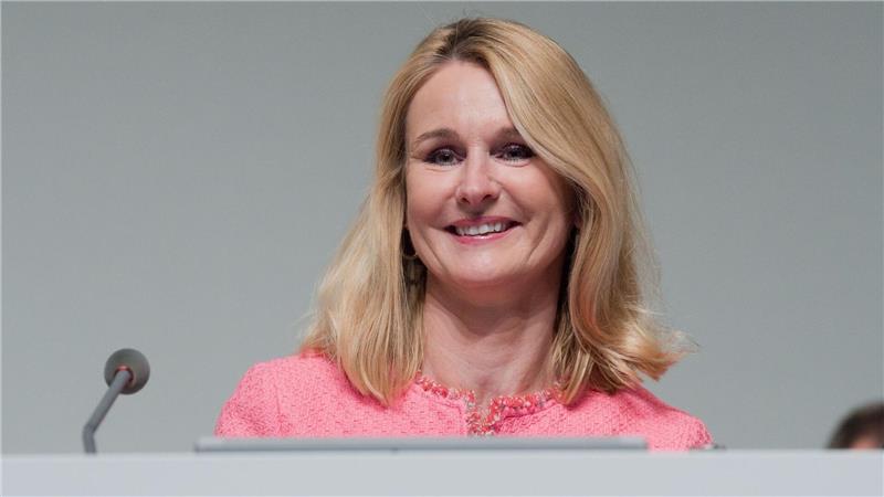 Continental will wieder zum reinen Reifenhersteller werden Ariane Reinhart, Personalvorständin von Continental, verlässt das Unternehmen. (Archivbild)