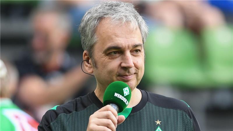 „Pfui. Widerlich“: Was dürfen Stadionsprecher – und was nicht? Arnd Zeigler ist seit 2001 Stadionsprecher bei Werder Bremen. (Archivbild)