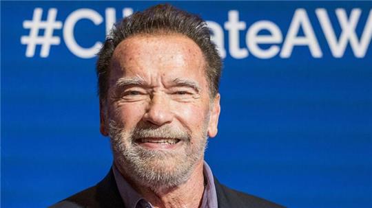 Arnold Schwarzenegger hat Grund zur Freude: Seine Luxusuhr wurde für den guten Zweck versteigert - für sage und schreibe 270.000 Euro.