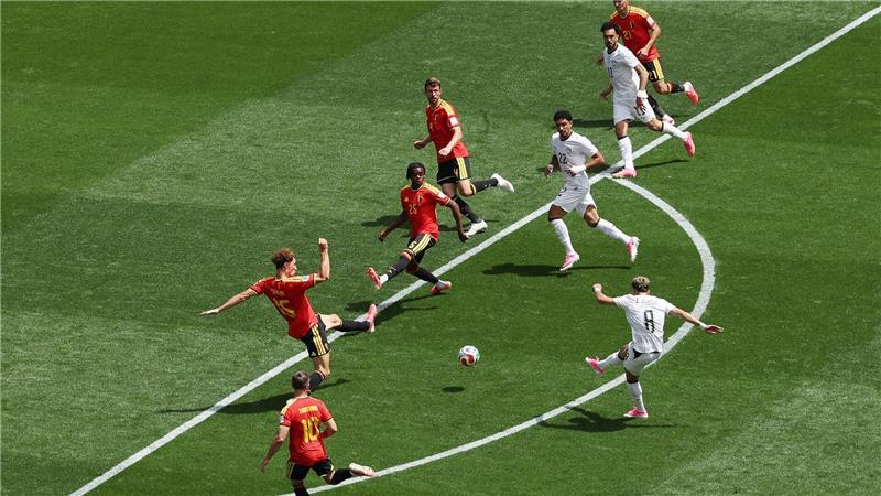Ashour trifft vor der Pause zur Führung.