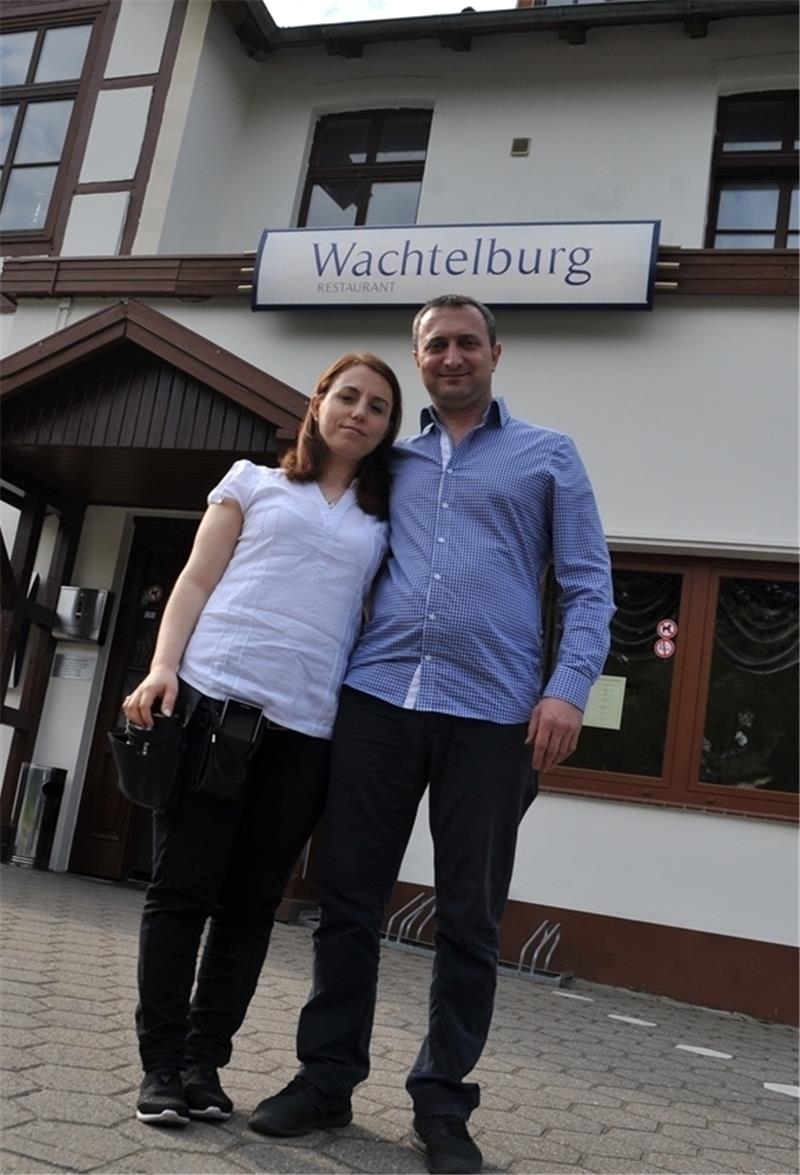 Astrit Doku und Frau Elisa haben aus der Wachtelburg einen beliebten Treffpunkt gemacht.