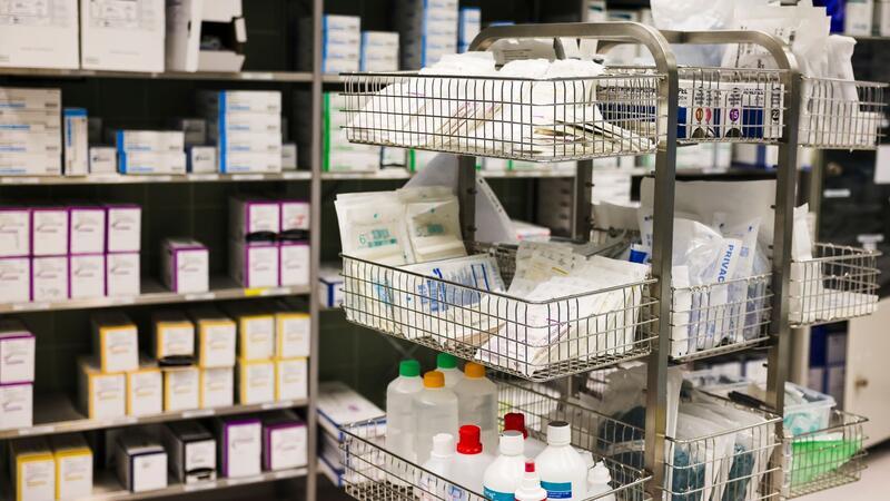 Auch Fälle von falscher Medikation registrierte der Medizinsiche Dienst 2023.
