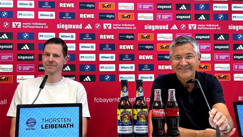 FC Bayern würdigt DFB-Wahl: Klopp „der absolut Richtige“ Auch Fußball als Thema: Herbert Hainer bei der Pressekonferenz der Basketballer des FC Bayern.