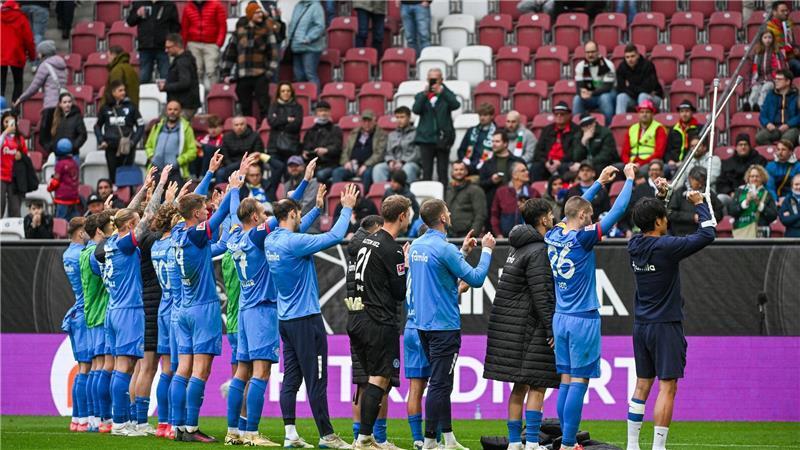 Zweitliga-Rennen ohne HSV: Wer nutzt die Chance? Auch Holstein Kiel will zurück in die Bundesliga.