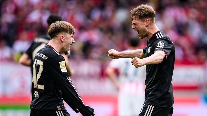 Auch Joshua Kimmich (r.) war nach dem Spiel euphorisiert.