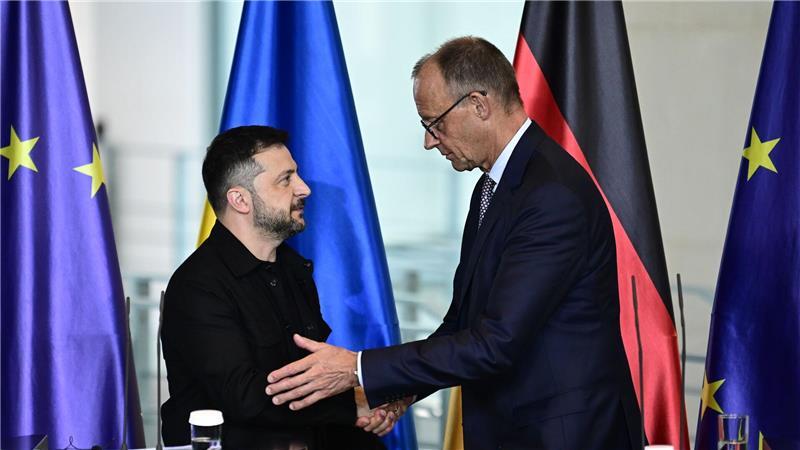 Sicherheitsgarantien vor Gipfel in Washington im Fokus Auch Kanzler Merz reist mit Selenskyj nach Washington. (Archivbild)