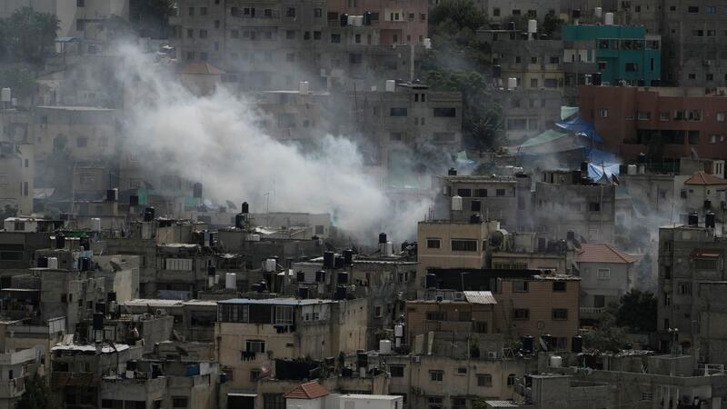 Zwei Hamas-Geiseln frei - „Gipfel für den Frieden“ in Kairo Auch Nur Schams im Westjordanland wurde vom israelischen Militär angegriffen.