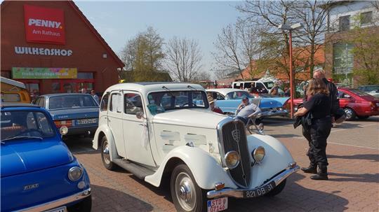 Auch Oldtimerfans kommen beim Blütenfest auf ihre Kosten.