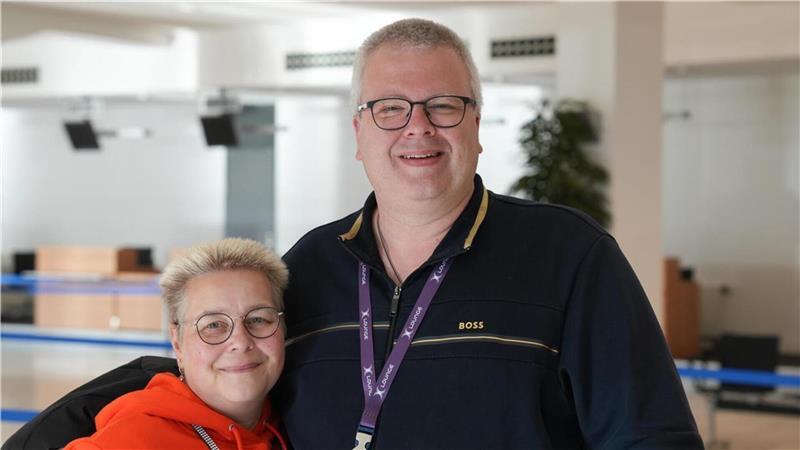 Auch Sabine und Andreas Harms aus Oldenburg wurden vom Zoll am Kreuzfahrtterminal kontrolliert.