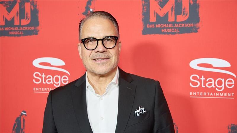 Michael Jackson Musical feiert umjubelte Deutschlandpremiere Auch Schauspieler Karsten Speck war da.