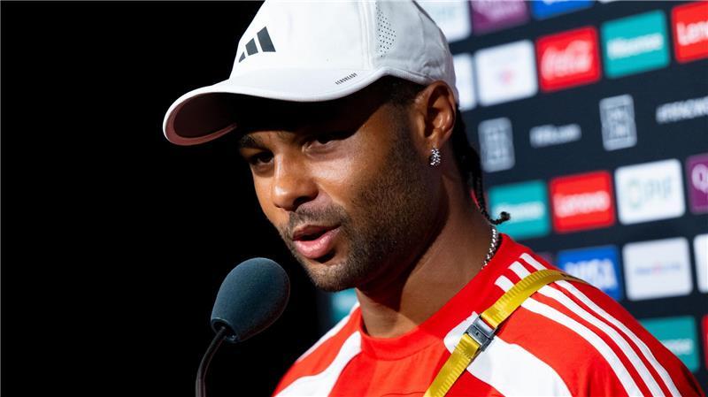 Comans klare Bayern-Botschaft - „Nichts Neues“ bei Gnabry Auch Serge Gnabry äußert sich in Miami zu seiner Situation.