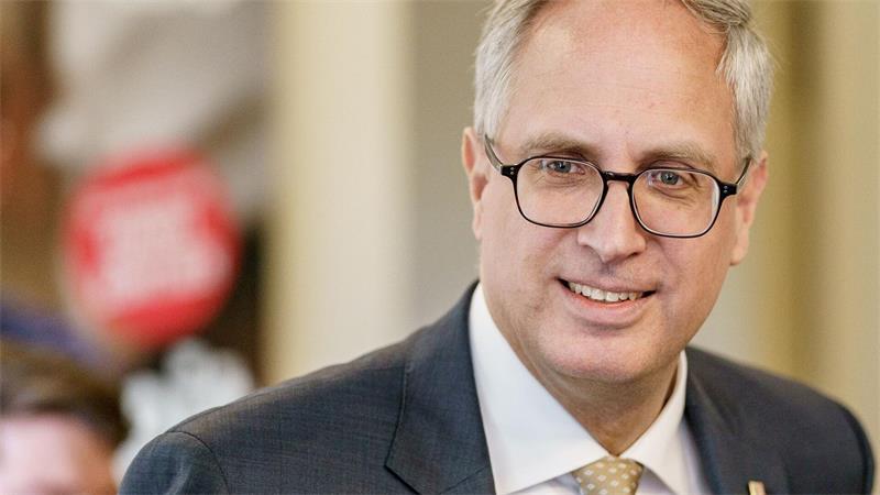 CDU-Fraktionschef Koch trotz Kostenexplosion gelassen Auch Stelleneinsparungen sind nur in begrenztem Umfang möglich, sagt Koch. (Archivbild)
